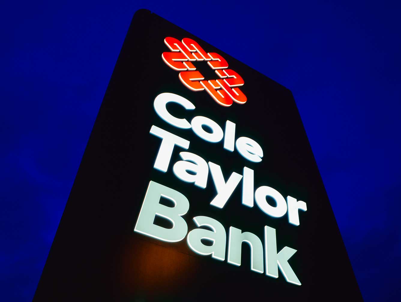 cole-taylor-bank_pylon.jpg Art Direction by: Bart Crosby, Crosby Associates